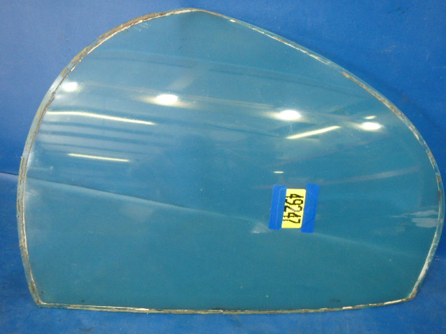 63070-29 Piper - WINDSHIELD-Right Green Tinted (See Details)